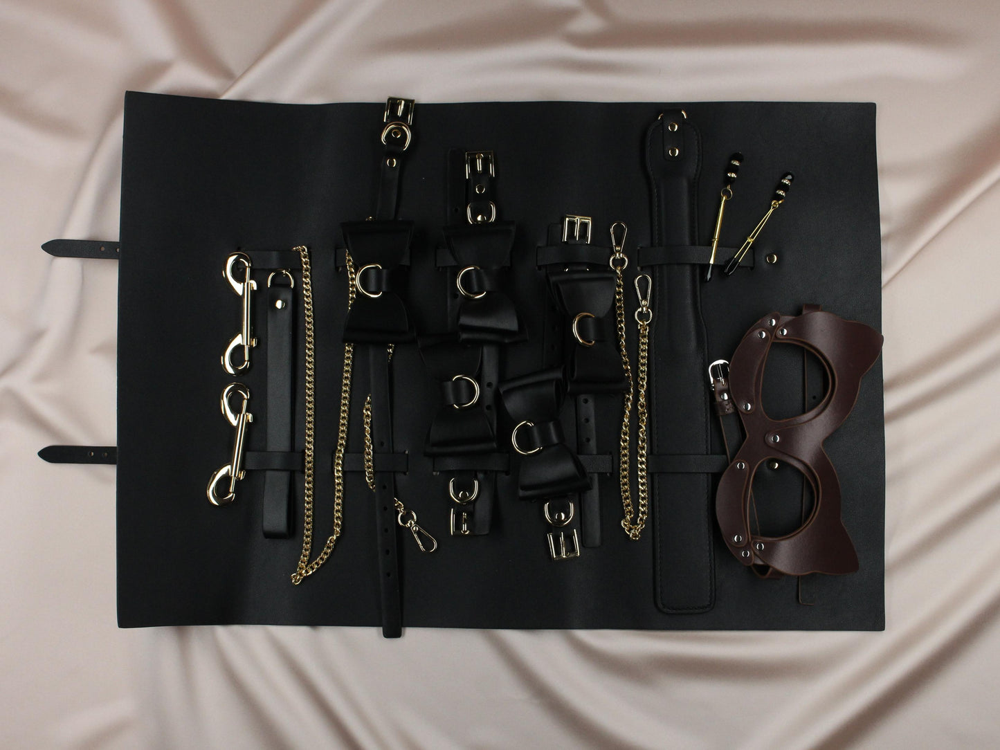 Edonista Carol 12 Pc Bondage Set